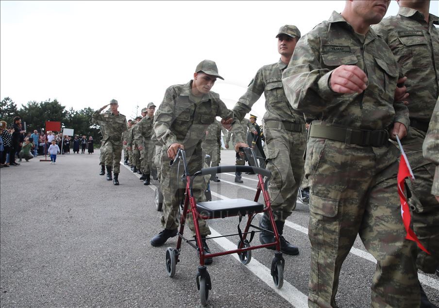 Engelliler, askerlik heyecanı yaşadı
