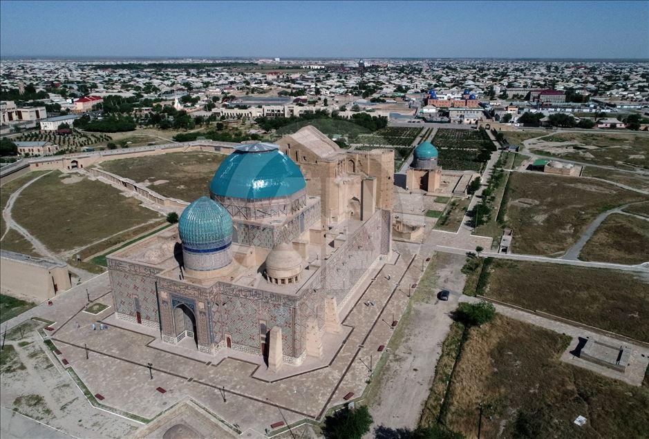 كازاخستان.. ضريح المتصوف "خوجة أحمد يسوي" يجذب الزوار في رمضان
