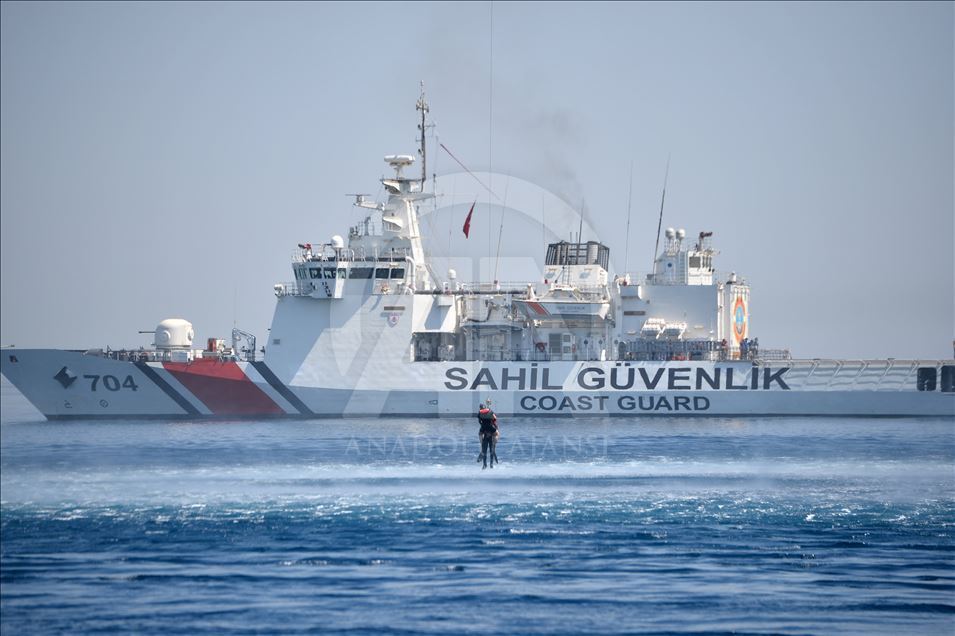 В Турции отработали действия по спасению мигрантов на море