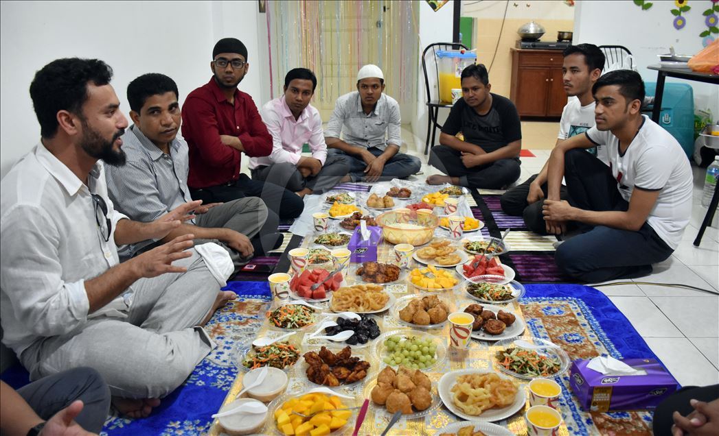 الروهنغيا في ماليزيا.. رمضان الحنين إلى الوطن
