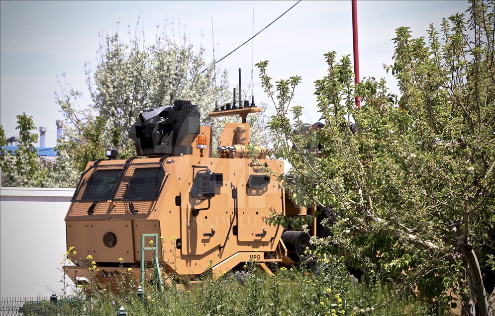 Zırhlı askeri araçların "cankurtaran"ı kışla yolunda