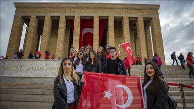 19 Mayıs Atatürk'ü Anma Gençlik ve Spor Bayramı dolayısıyla Anıtkabir ziyaret edildi