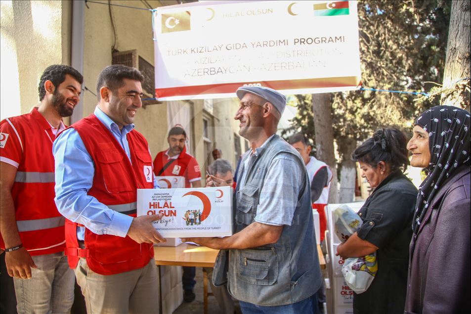 Türk Kızılay'dan Azerbaycan'da gıda yardımı 