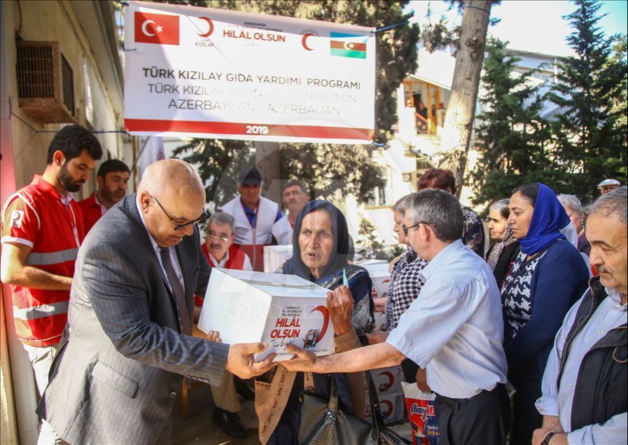 Türk Kızılay'dan Azerbaycan'da gıda yardımı 
