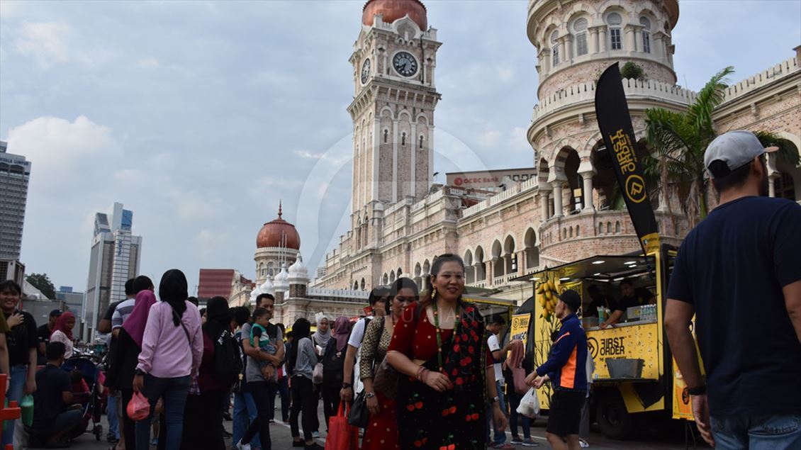 Malezya'da ramazanın ruhu toplu iftar etkinliklerinde yaşanıyor