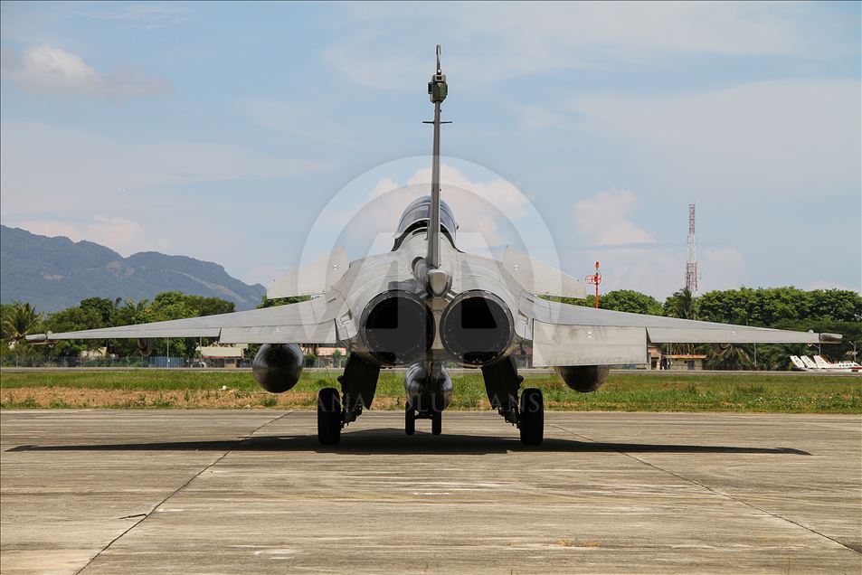 Pesawat Tempur Prancis Mendarat Darurat di Aceh