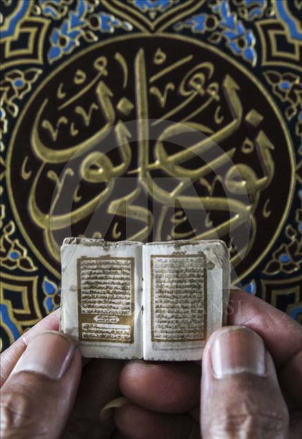 Mini Corán en Indonesia