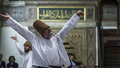 Galata Mevlevihanesi'nde iftar