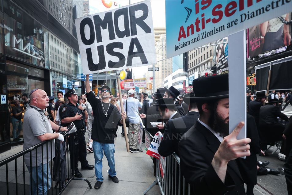 Protesta en apoyo a la representante de los Estados Unidos, Ilhan Omar