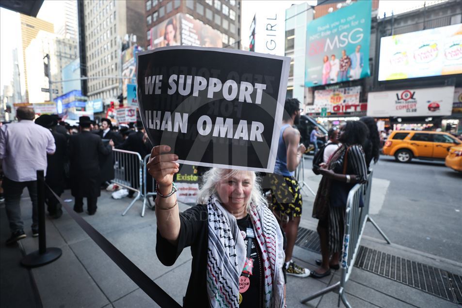 Protesta en apoyo a la representante de los Estados Unidos, Ilhan Omar