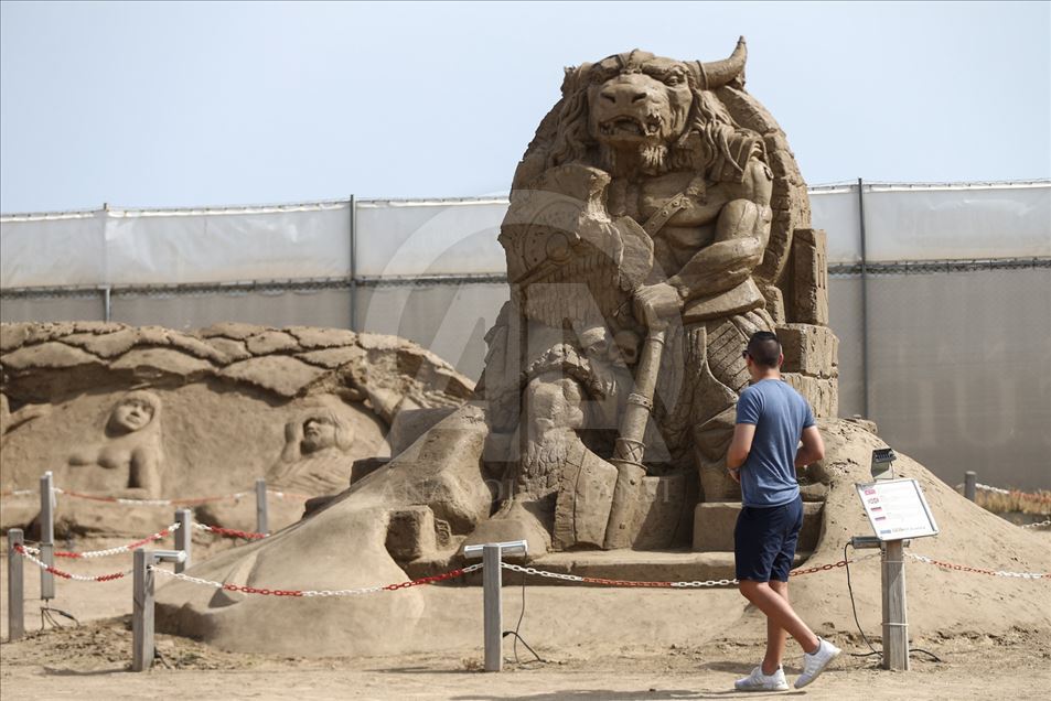 14º Festival Internacional de Escultura de Arena de Antalya