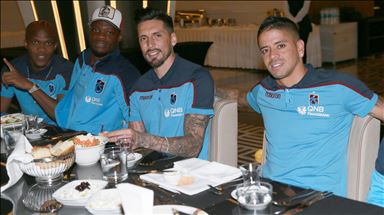 Trabzonsporlu futbolcular, iftar yemeğinde bir araya geldi