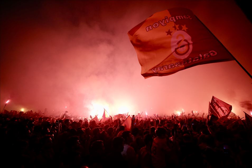Galatasaray'da şampiyonluk kutlamaları