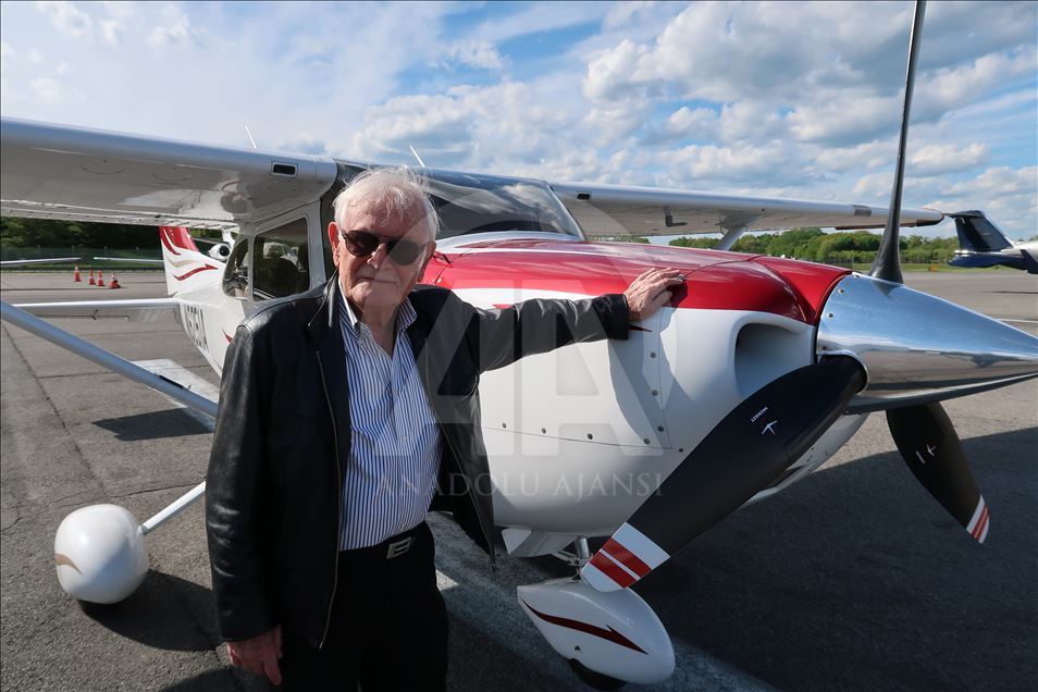 84 yaşındaki Türk pilot 50 yıldır Amerikan semalarında