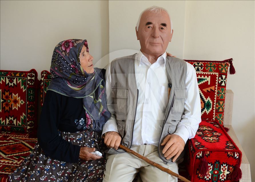 Man displays wax sculpture of his late father at home in Turkey's Giresun