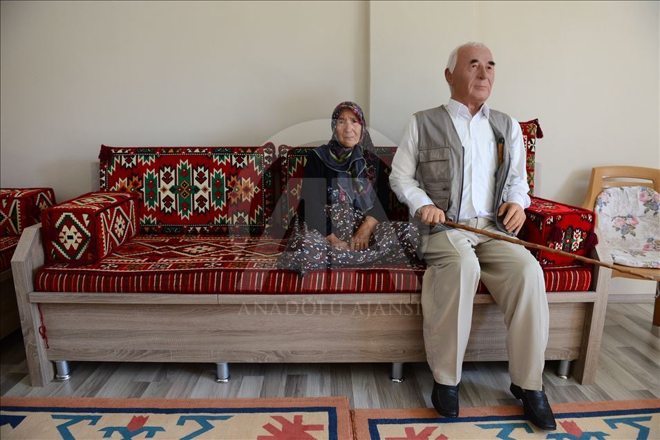 Man displays wax sculpture of his late father at home in Turkey's Giresun