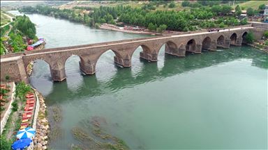 Dicle Nehri son 30 yılın en berrak görünümünde