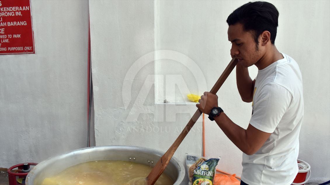 Malezya'nın geleneksel ramazan yemeği "bubur lambuk"