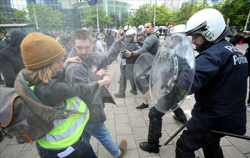 Protestat e "Jelekëve të Verdhë" në Bruksel shndërrohen në dhunë

