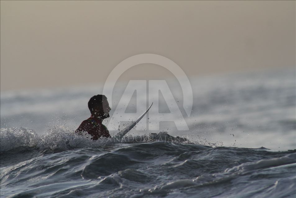 Kejuaraan selancar dunia Corona Surfing 2019