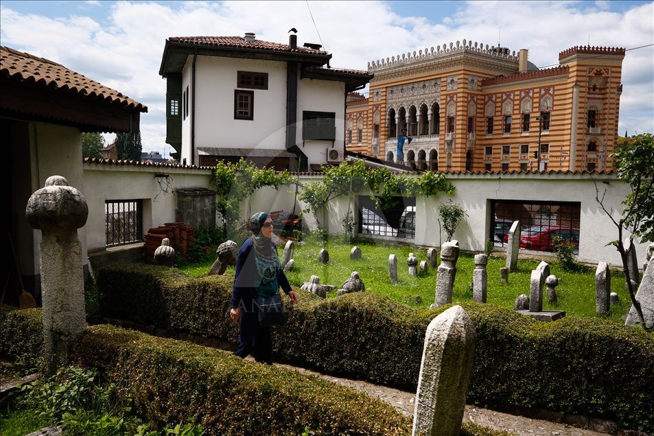 Muslim women in Bosnia and Herzegovina recite Quran during Ramadan
