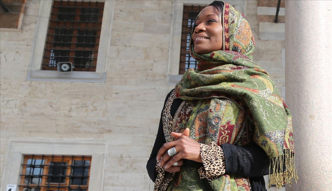 Della Miles in Istanbul