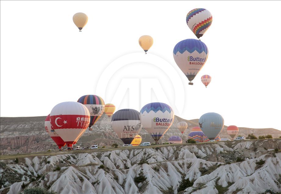 Hot air balloons over Turkey's Nevsehir