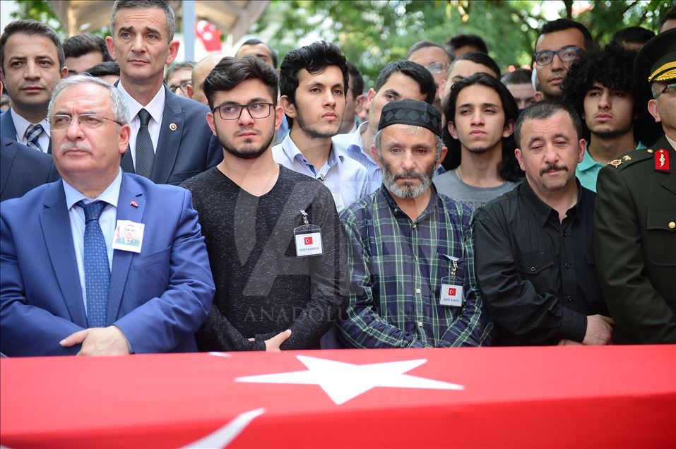 "Pençe Harekatı" şehidi son yolculuğuna uğurlandı
