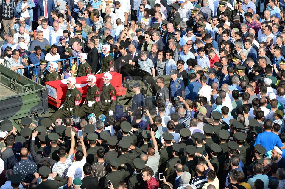 "Pençe Harekatı" şehidi son yolculuğuna uğurlandı
