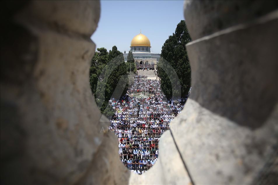 Salat Jumat Ramadan terakhir di Masjid al-Aqsa