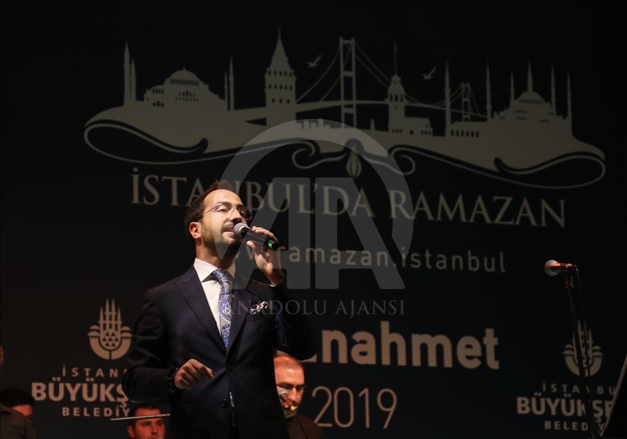"Ezgiler Gecesi" unutulmaz sanatçıları bir araya getirdi