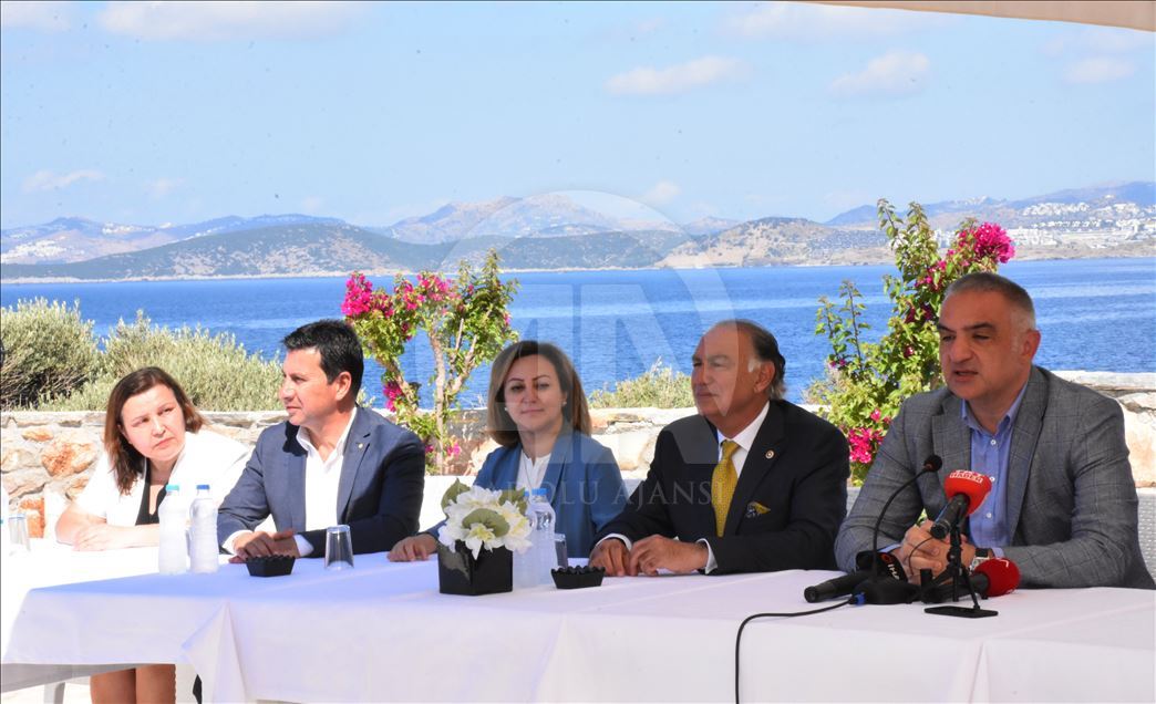 Bodrum Halk Plajı açıldı