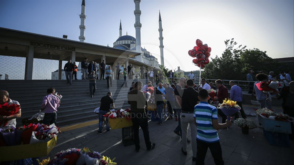 مردم ترکیه عید فطر را با شور و شوق گرامی می‌دارند