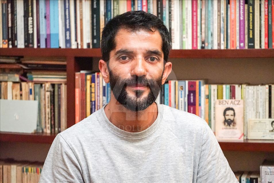 Şair, yazar Cahit Zarifoğlu'nun vefatının 32. yılı