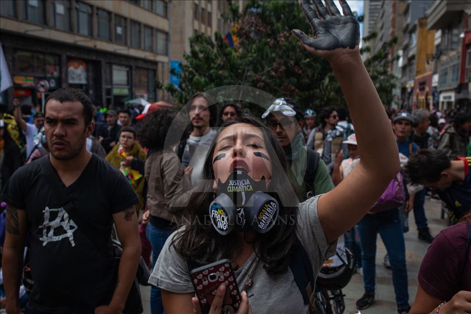 Colombia Protest against the use of Fracking