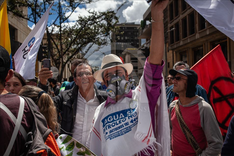 Colombia Protest against the use of Fracking