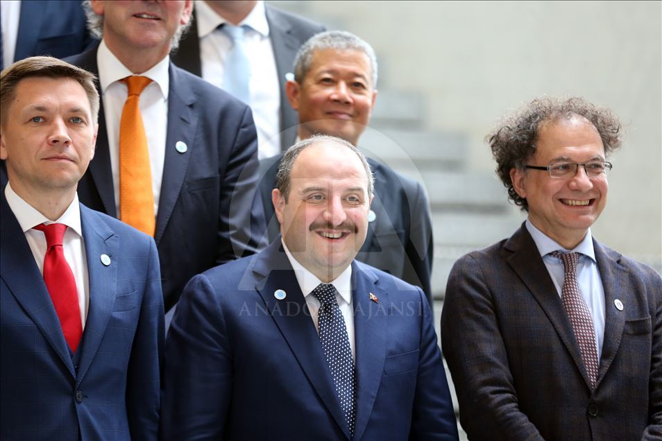 Bakan Varank'tan G20 ülkelerine önemli tavsiye