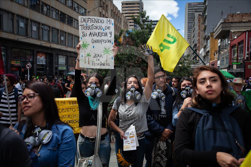 Colombia Protest against the use of Fracking