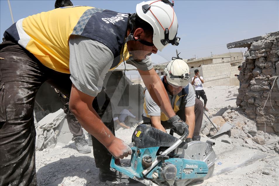 Serangan udara di zona de-eskalasi Idlib