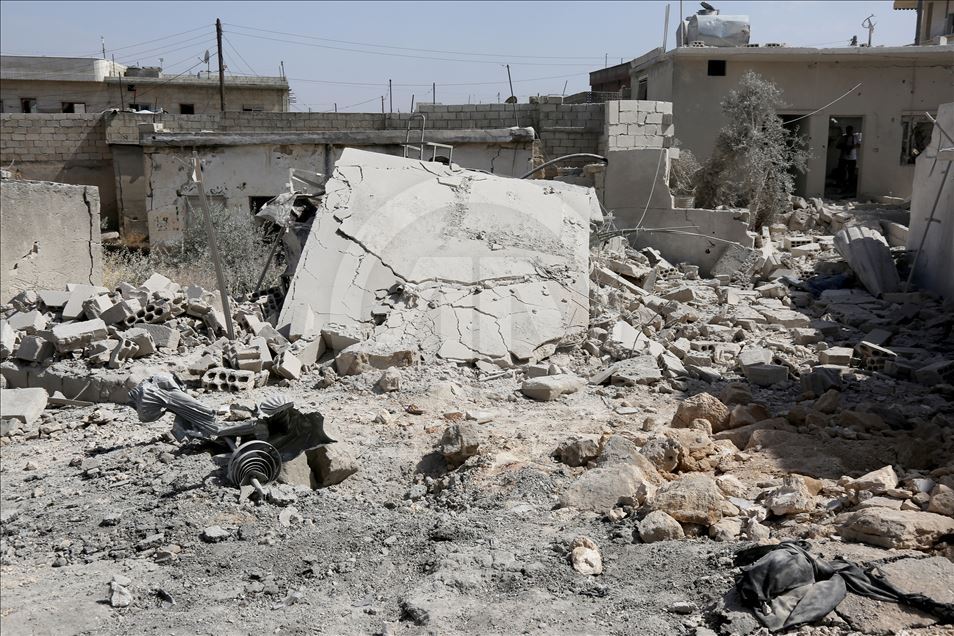 Serangan udara di zona de-eskalasi Idlib