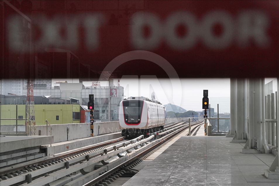 Uji coba publik LRT Jakarta