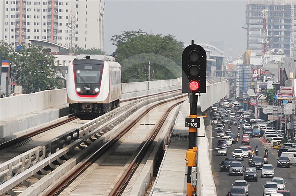 Uji coba publik LRT Jakarta