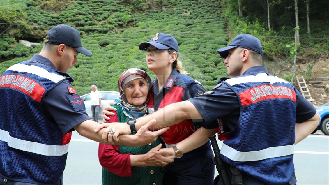 Fırtına Vadisi'nde kaçak yapıların yıkımı devam ediyor