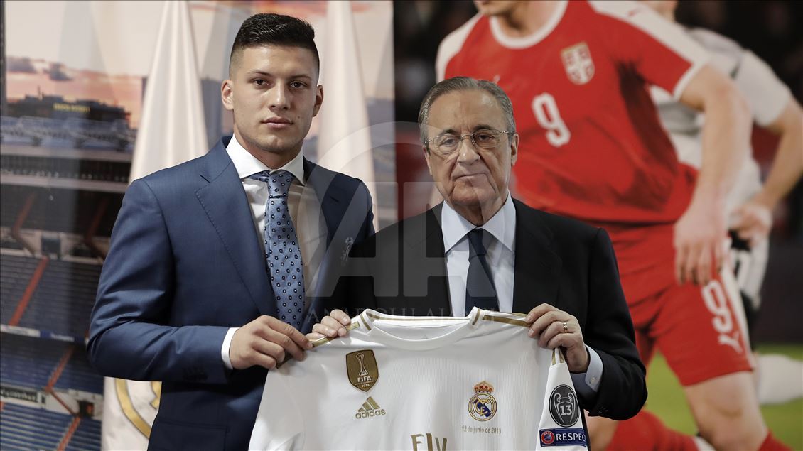 Real Madrid presents Luka Jovic