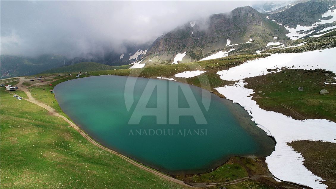 مناظر بی‌نظیر از دریاچه‌های آتشفشانی در رشته‌کوه هالدیزن ترکیه