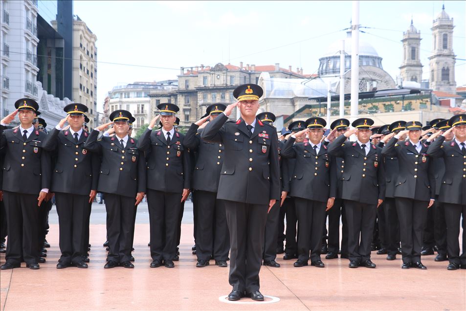 قوات الدرك التركية تحتفل بالذكرى الـ 180 لتأسيسها
