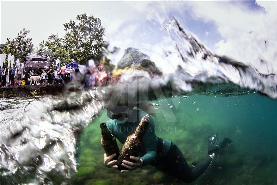 Underwater cleaning in the Bosphorus within the Zero Waste Blue Project