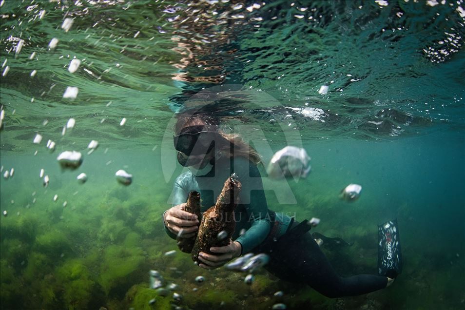 Underwater cleaning in the Bosphorus within the Zero Waste Blue Project