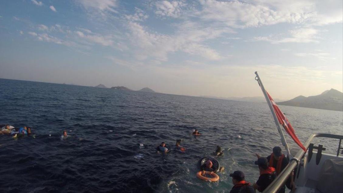 نجات 31 مهاجر غیرقانونی توسط گارد ساحلی ترکیه در دریای اژه