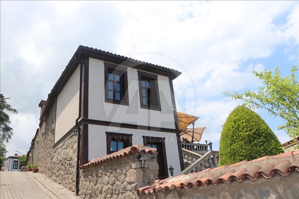 Tarihi Ortamahalle misafirlerini bekliyor